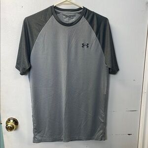 Under Armour Men's Two-Tone Gray Short Sleeve Tee